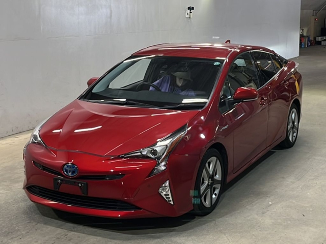 TOYOTA PRIUS 2016