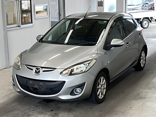 MAZDA DEMIO 2011