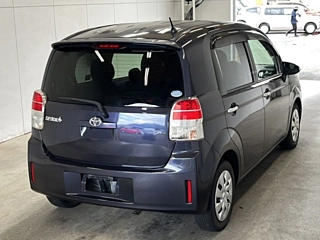 TOYOTA SPADE 2014