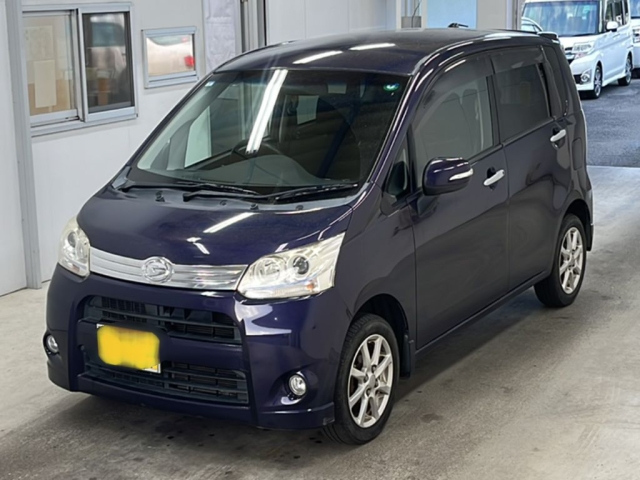 DAIHATSU MOVE 2011