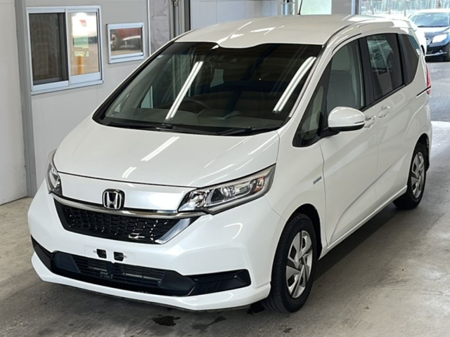 HONDA FREED 2022