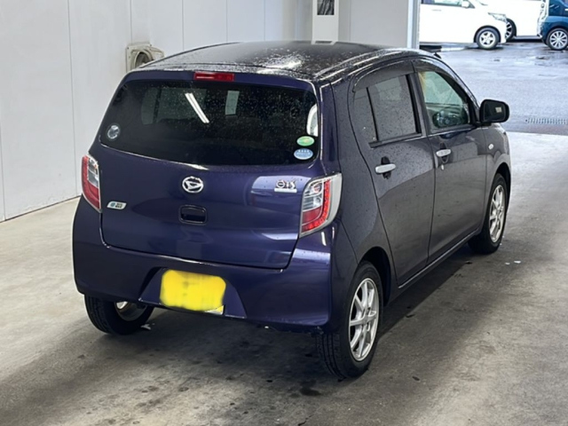 DAIHATSU MIRA E S 2013