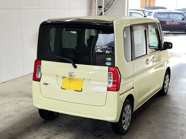 DAIHATSU TANTO 2014