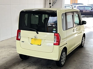 DAIHATSU TANTO 2014
