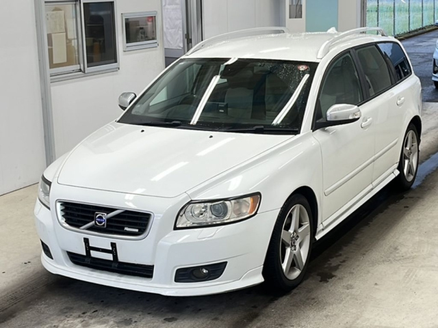 VOLVO V50 2009