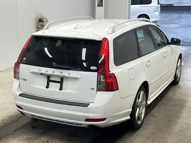 VOLVO V50 2009
