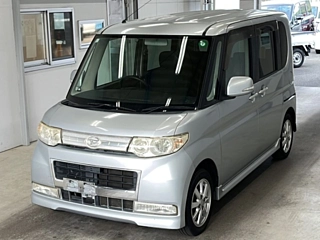 DAIHATSU TANTO 2009