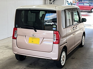 DAIHATSU TANTO 2016