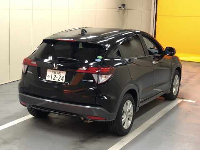 HONDA VEZEL 2015