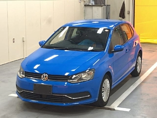 VOLKSWAGEN POLO 2015