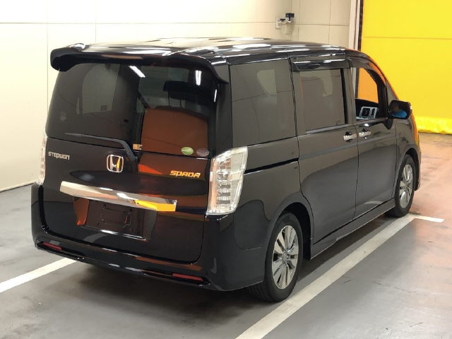 HONDA STEP WAGON 2012