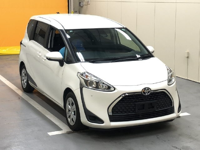 TOYOTA SIENTA 2018