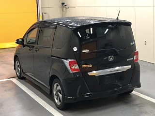 HONDA FREED 2016