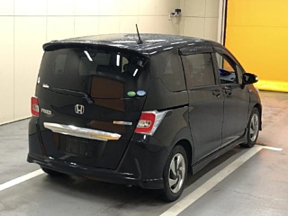 HONDA FREED 2016