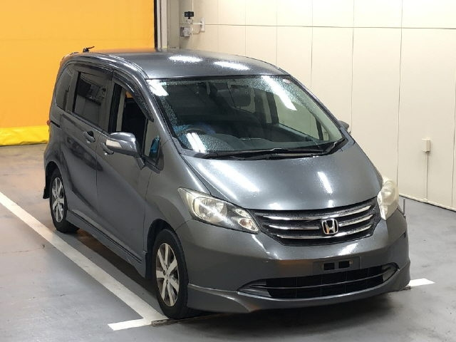 HONDA FREED 2008
