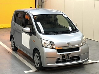 DAIHATSU MOVE 2014
