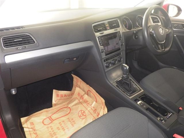 VOLKSWAGEN GOLF 2014