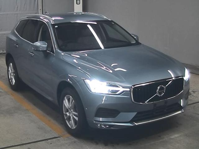 VOLVO XC60 2018