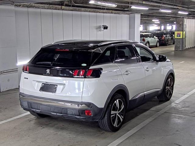 PEUGEOT 3008 2017