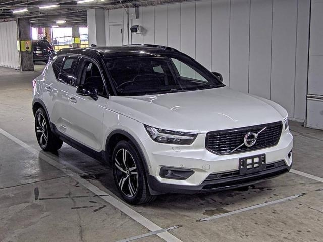 VOLVO XC40 2020