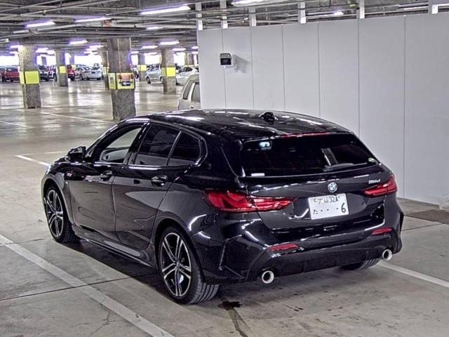 BMW 1 SERIES 2021