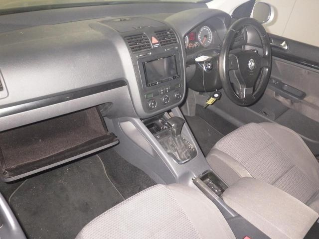 VOLKSWAGEN GOLF 2009