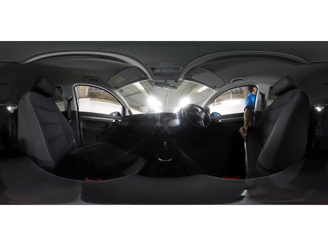 VOLKSWAGEN GOLF TOURAN 2012