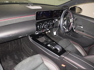 MERCEDES BENZ A CLASS 2018
