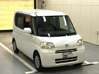 DAIHATSU TANTO 2008