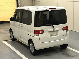 DAIHATSU TANTO 2008