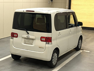 DAIHATSU TANTO 2008