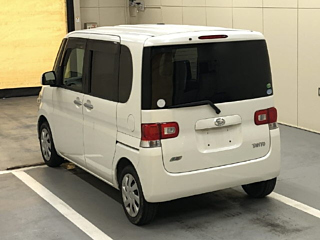 DAIHATSU TANTO 2013