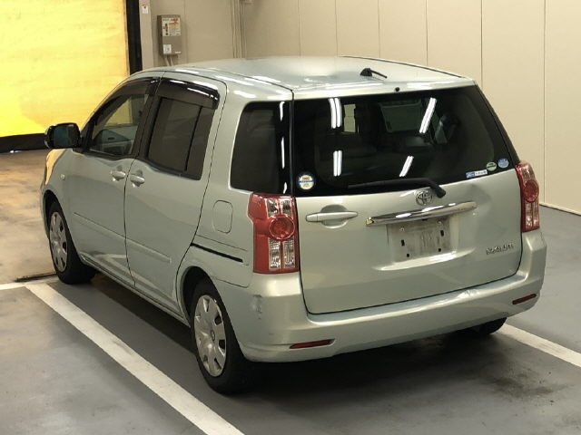 TOYOTA RAUM 2008