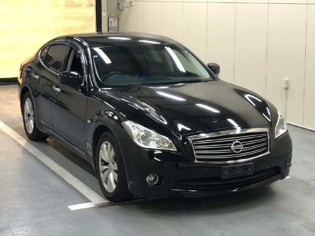 NISSAN FUGA 2011