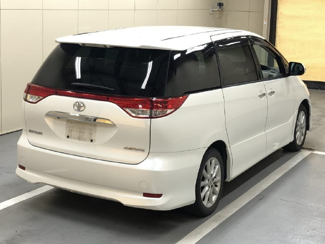 TOYOTA ESTIMA 2011