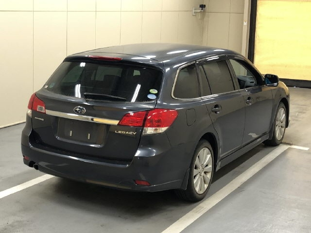 SUBARU LEGACY 2011