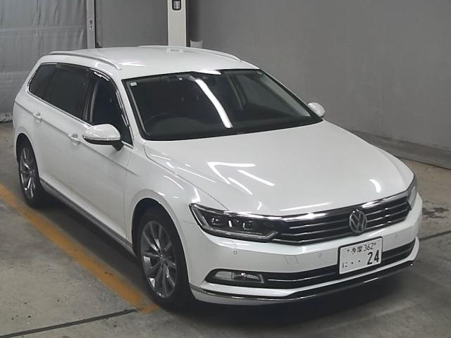 VOLKSWAGEN PASSAT VARIANT 2018