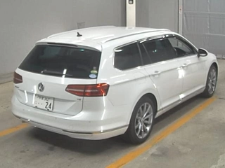 VOLKSWAGEN PASSAT VARIANT 2018