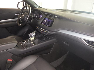 GM CADILLAC XT4 2021