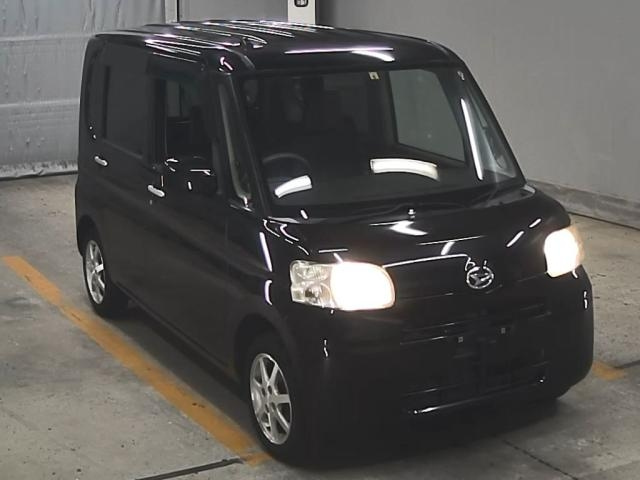 DAIHATSU TANTO 2012
