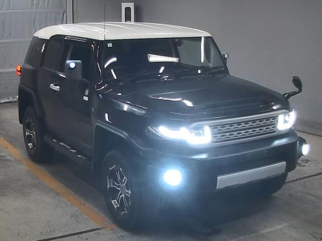 TOYOTA FJ CRUISER 2014
