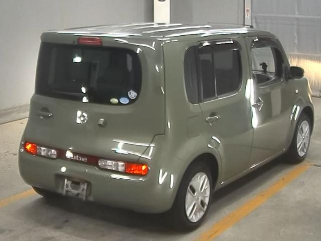 NISSAN CUBE 2010