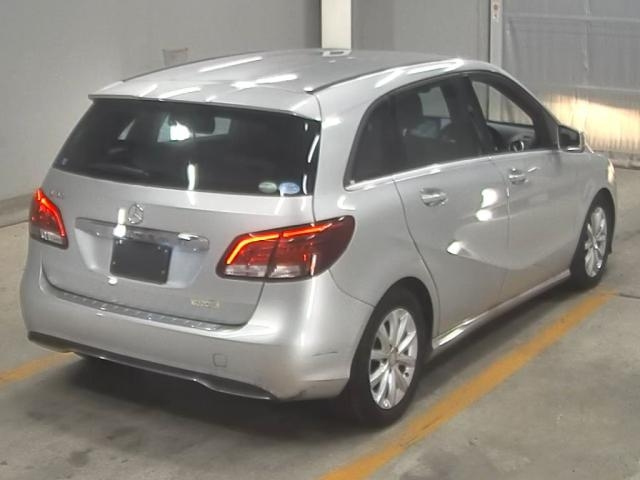 MERCEDES BENZ B CLASS 2016