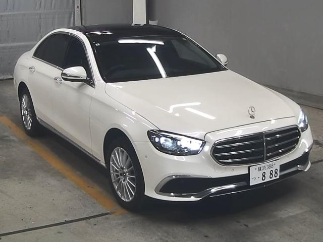 MERCEDES BENZ E CLASS 2022