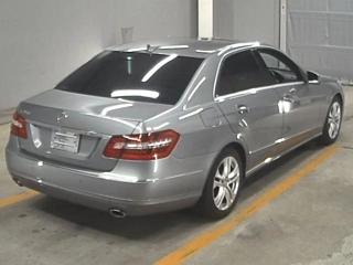MERCEDES BENZ E CLASS 2011