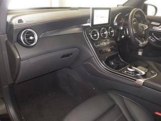 MERCEDES BENZ GLC CLASS 2017