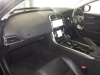 JAGUAR XE 2020