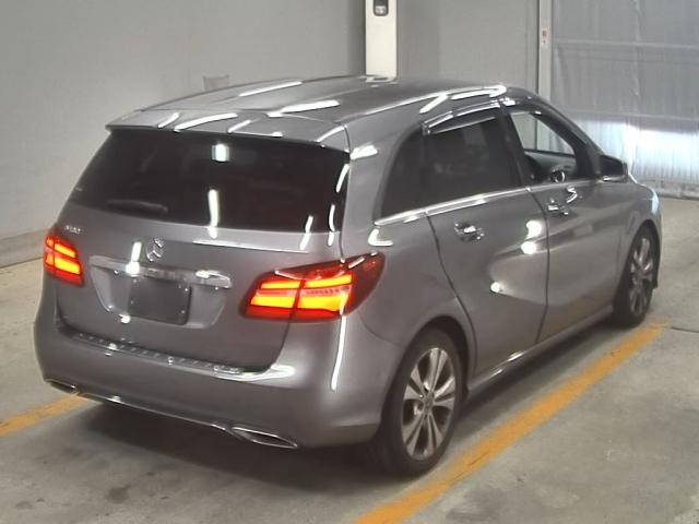 MERCEDES BENZ B CLASS 2018