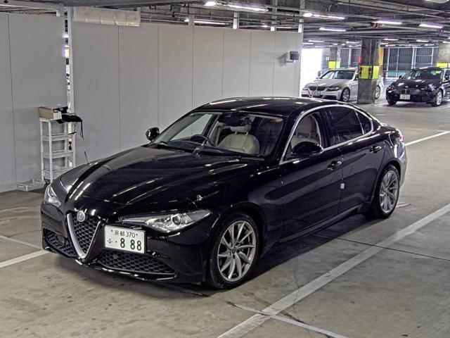 ALFAROMEO GIULIA 2017