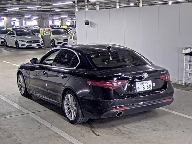 ALFAROMEO GIULIA 2017